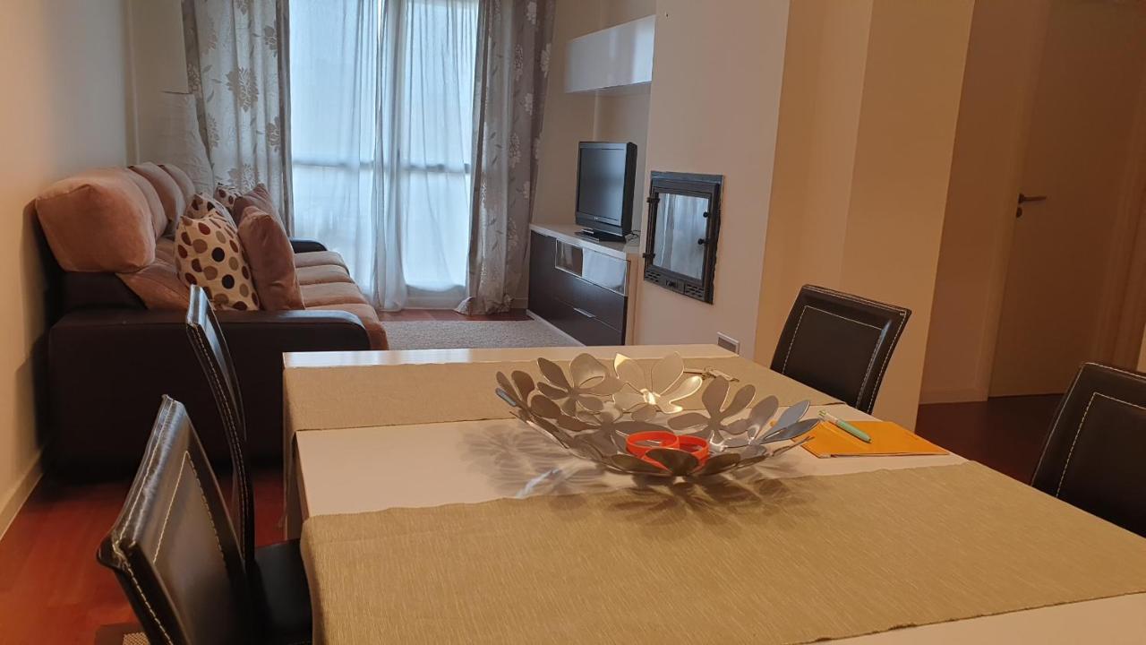 Acogedor Apartamento En Las Margas Sabinanigo Luaran gambar