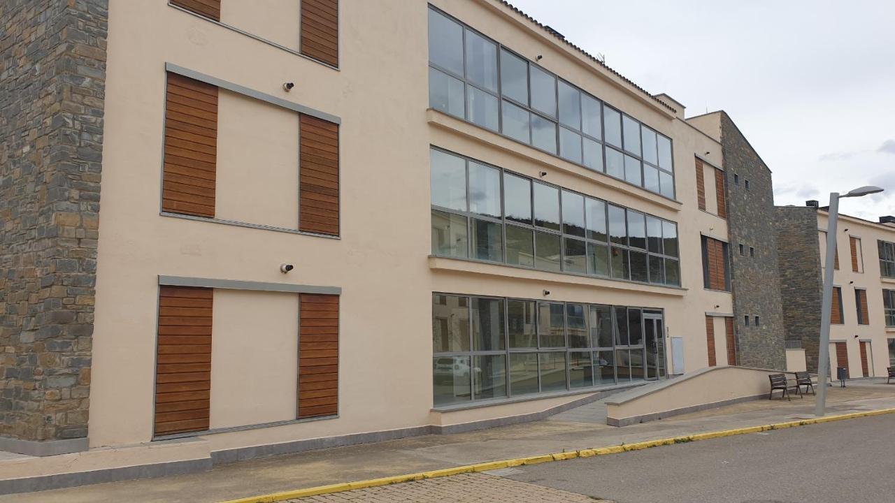 Acogedor Apartamento En Las Margas Sabinanigo Luaran gambar