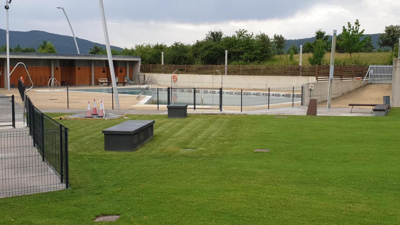 Acogedor Apartamento En Las Margas Sabinanigo Luaran gambar